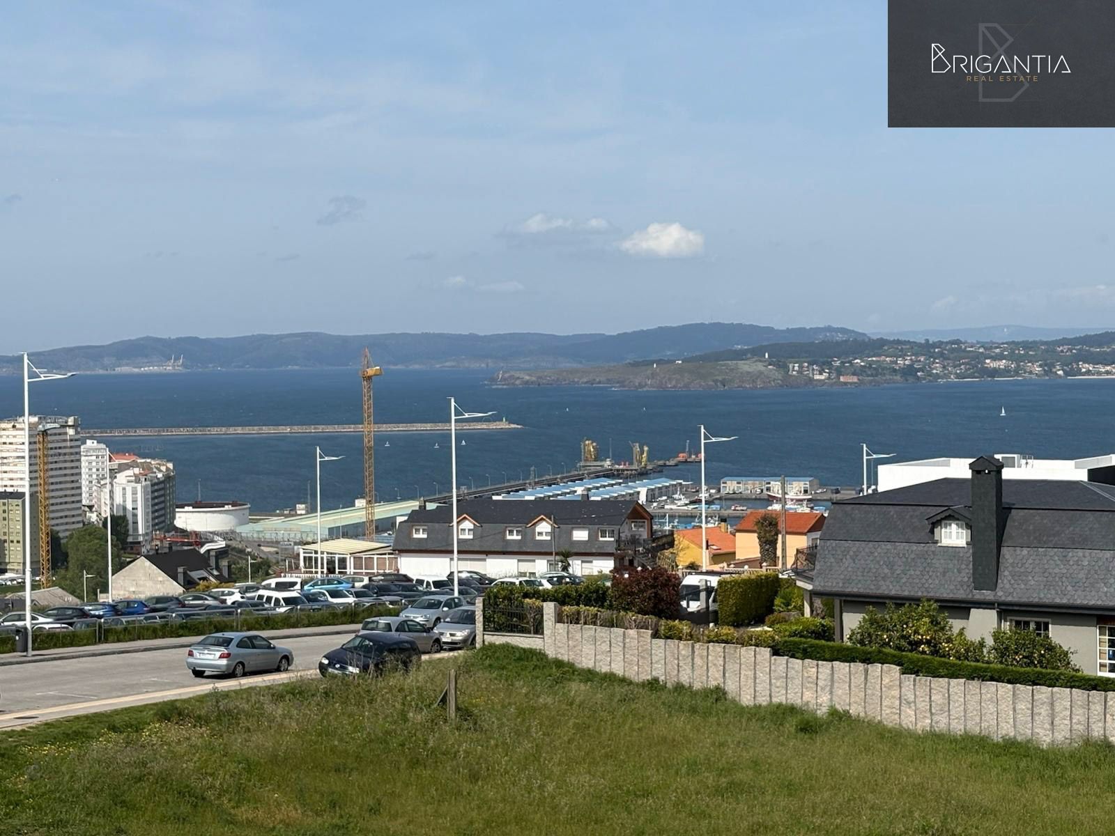 Exterior view of Flat to rent in A Coruña Capital   with Air Conditioner, Heating and Storage room