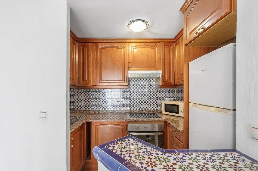 Apartamento con terraza en venta en Playa de los Locos, imagen 10