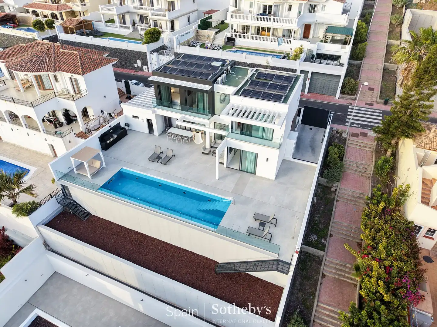 Casa amb piscina en venda a Calle Navarra, imagen 8