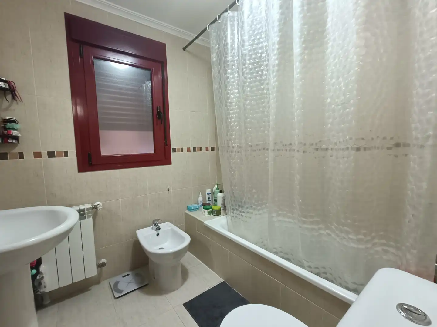 Baño de Piso en venta en Seseña con Calefacción, Parquet y Terraza