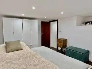 Habitación de Casa o chalet en venta en Arteixo con Calefacción, Parquet y Trastero