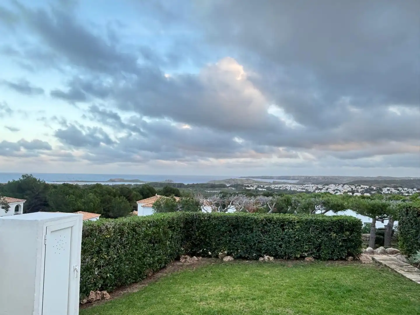 Vista exterior de Apartament en venda en Es Mercadal amb Aire condicionat, Calefacció i Jardí privat