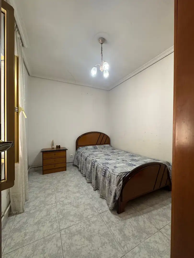 Habitación de Finca rústica en venta en Velliza con Calefacción, Trastero y Amueblado