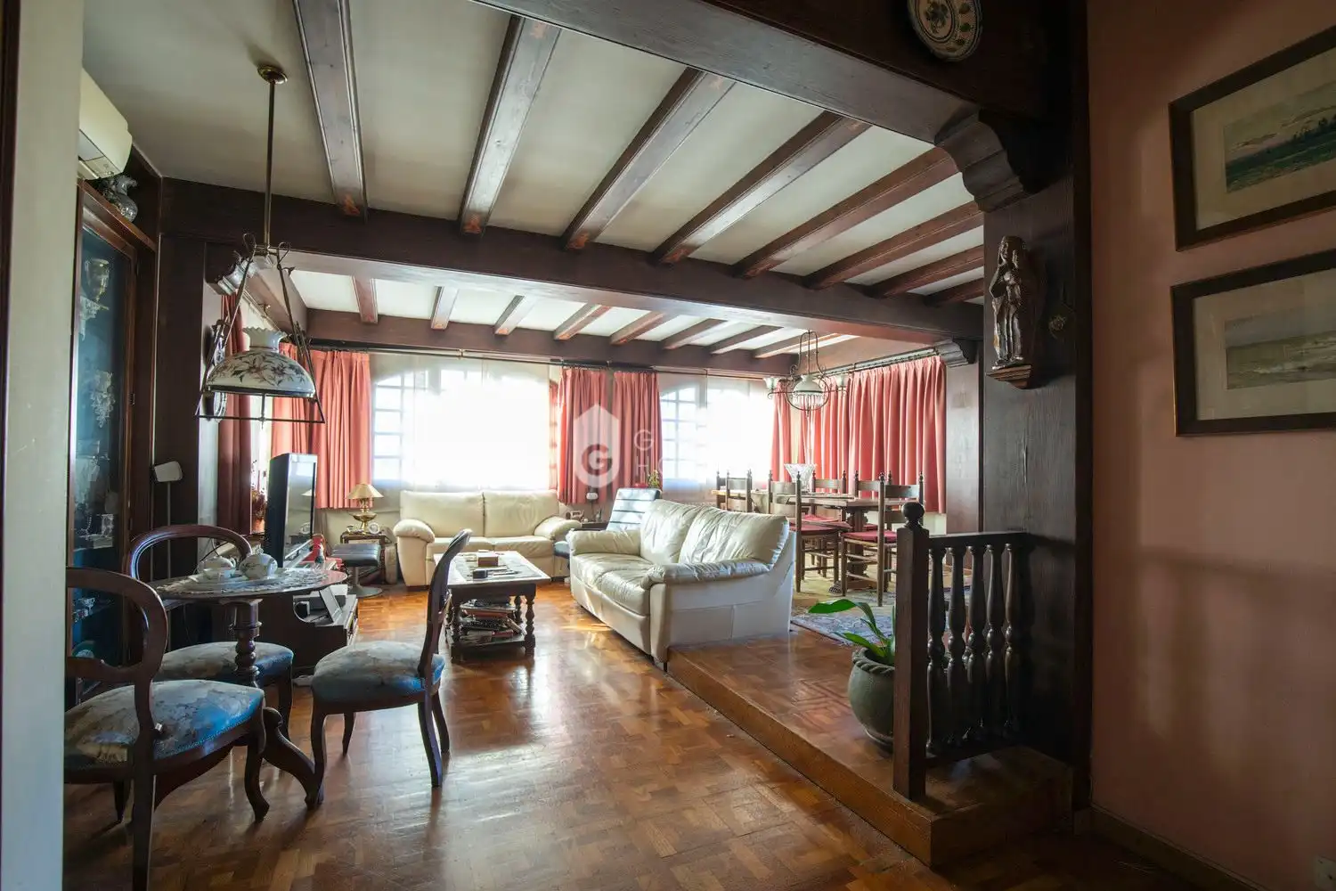 Sala de estar de Casa o chalet en venta en Girona con Aire acondicionado, Calefacción y Jardín privado