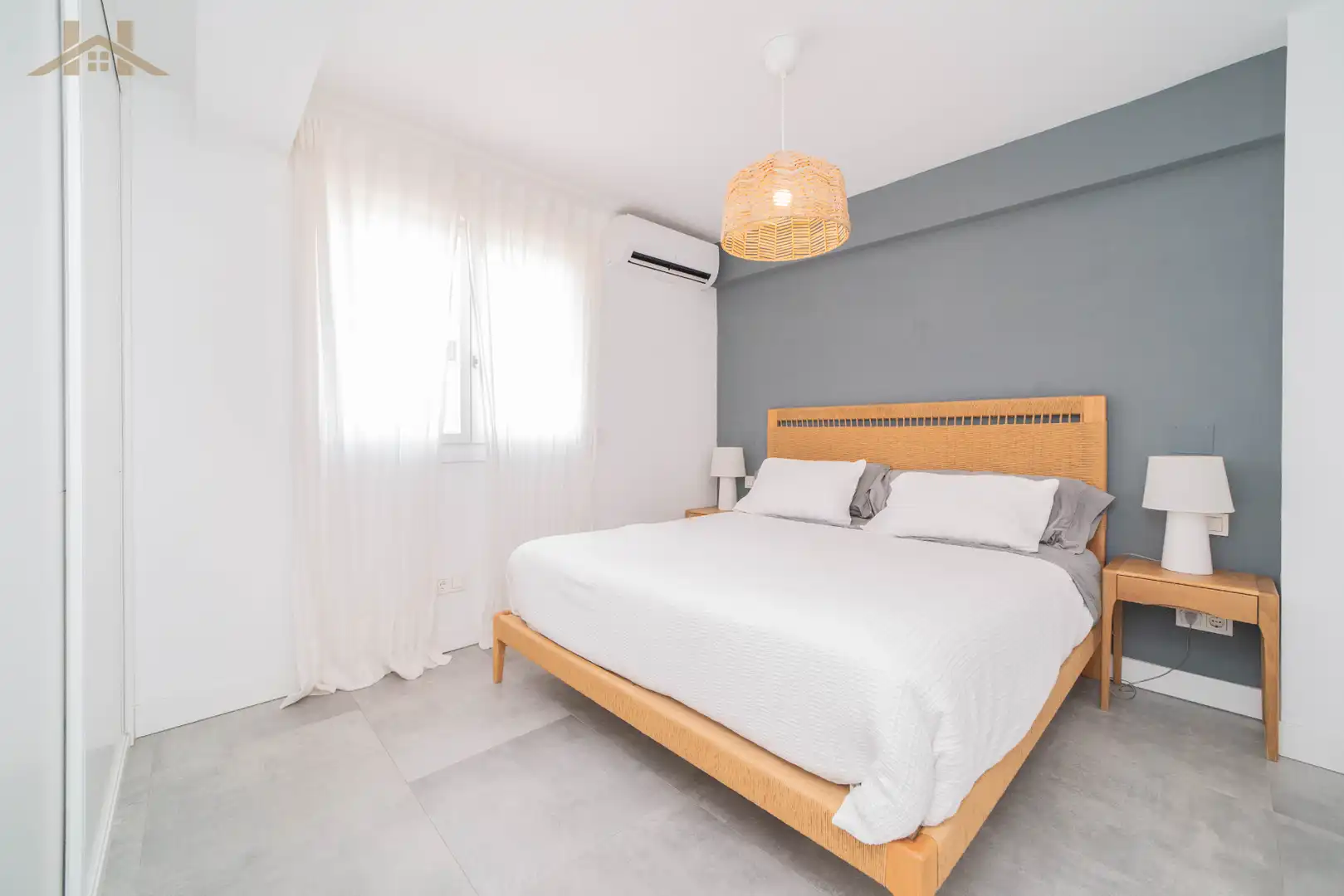 Bedroom of Detached homes for sale in Pozuelo de Alarcón  with Air Conditioner, Heating and Private garden