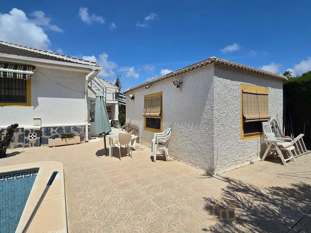 Vista exterior de Casa o chalet en venta en Los Alcázares