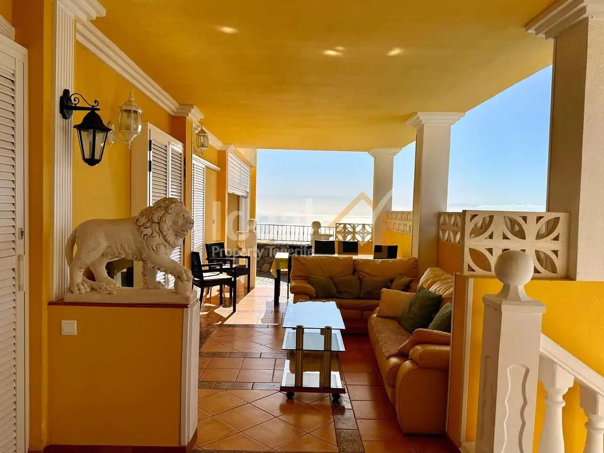Detached house with pool for sale in Costa Adeje, imagen 13