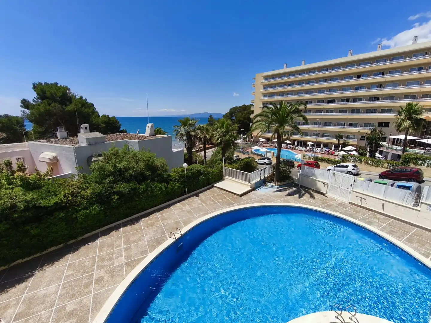 Schwimmbecken von Wohnung zum Verkauf in Salou mit Klimaanlage, Heizung und Terrasse