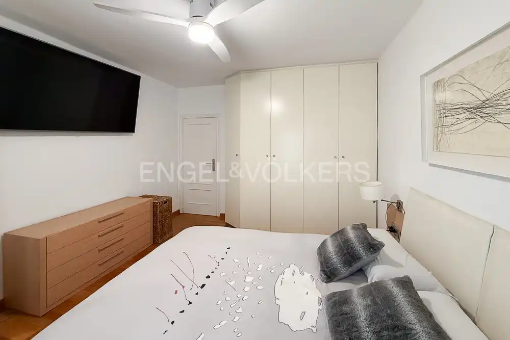 Habitación de Piso de alquiler en Valencia con Aire acondicionado, Calefacción y Parquet