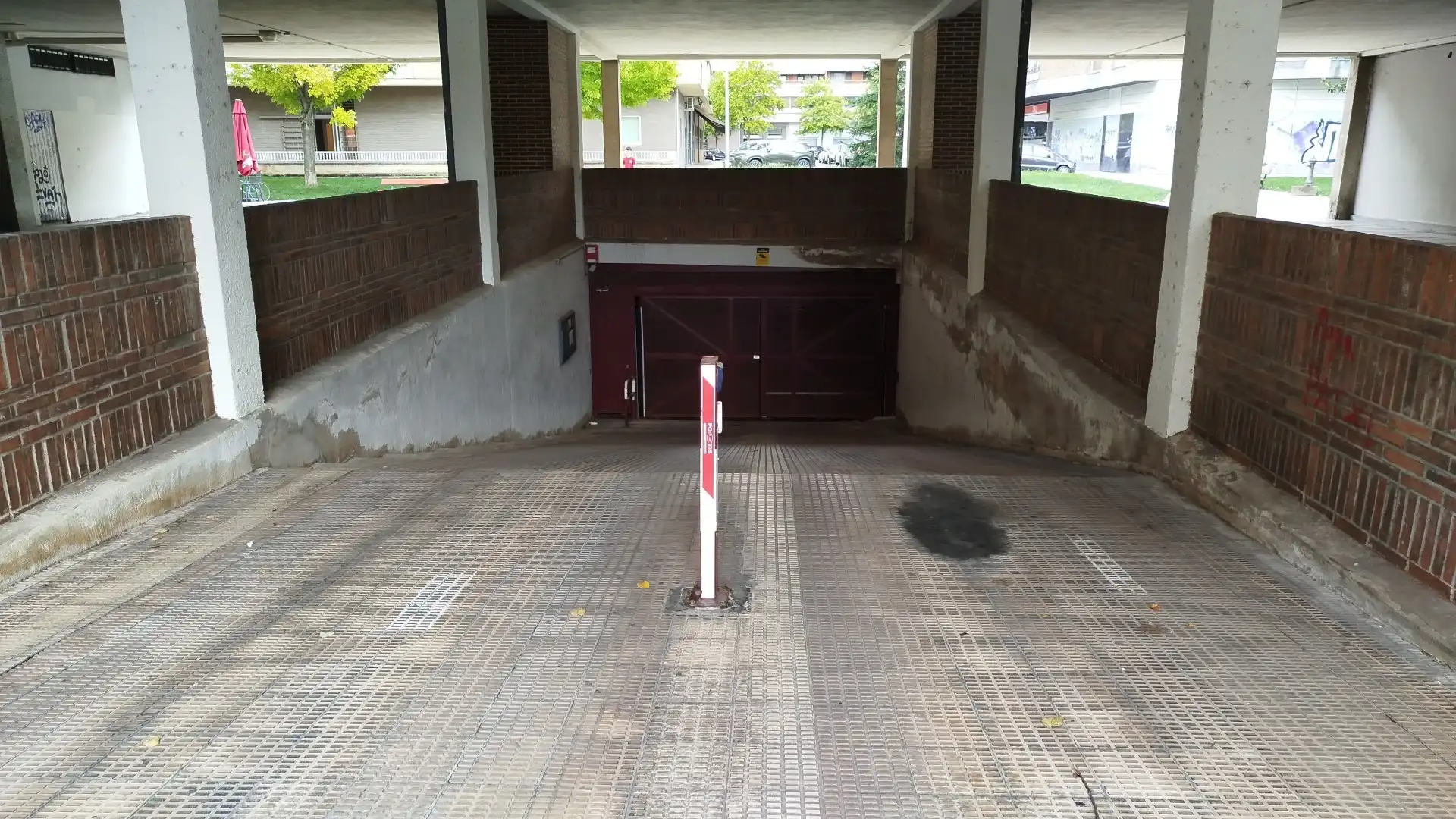 Aparcament de Garatge de lloguer en  Pamplona / Iruña