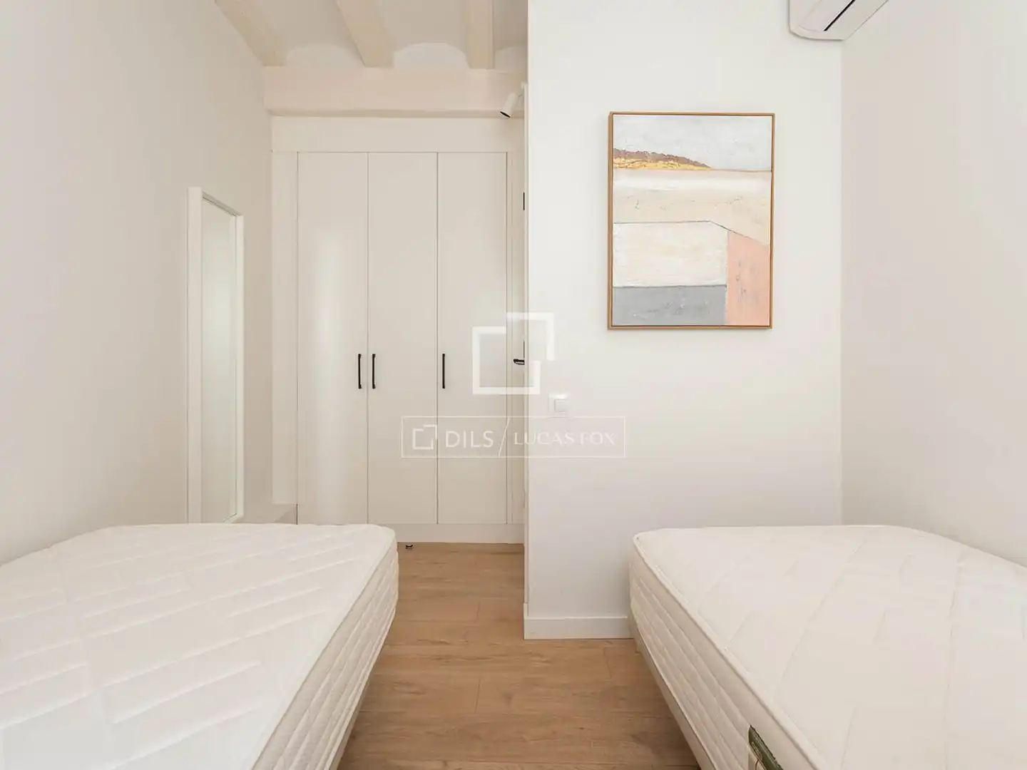 Habitación de Piso en venta en Barcelona con Aire acondicionado, Amueblado y Balcón