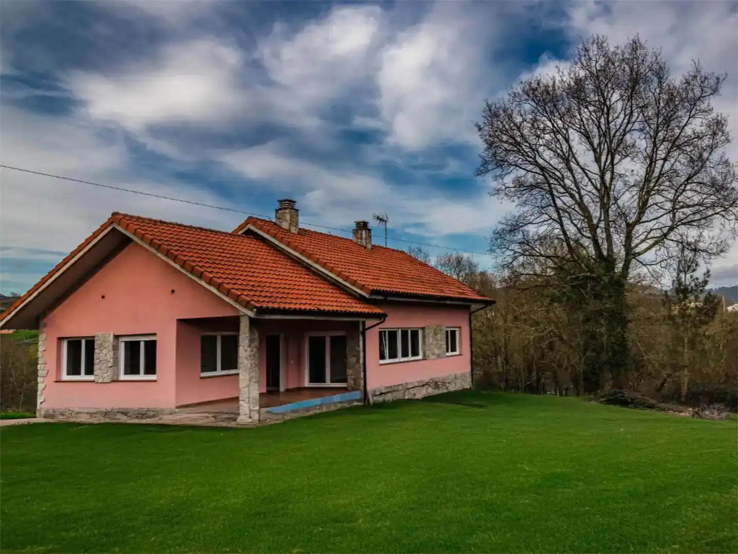 Außenansicht von Wohnung zum Verkauf in La Pola Siero