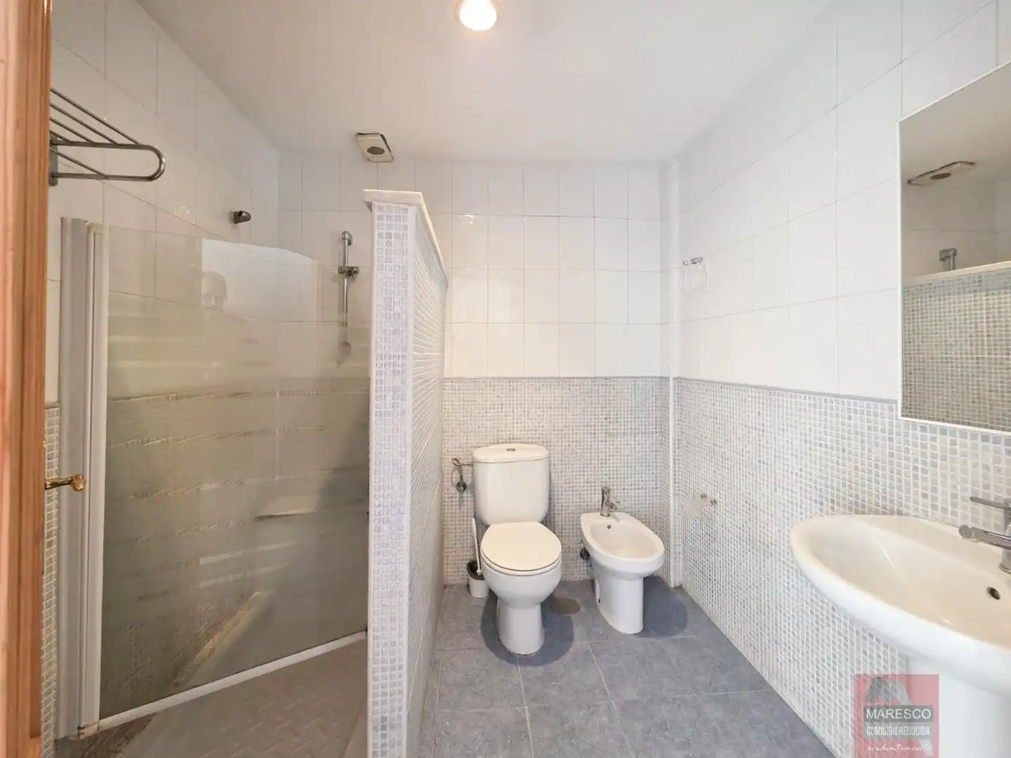 Bany de Pis en venda en Mijas amb Terrassa