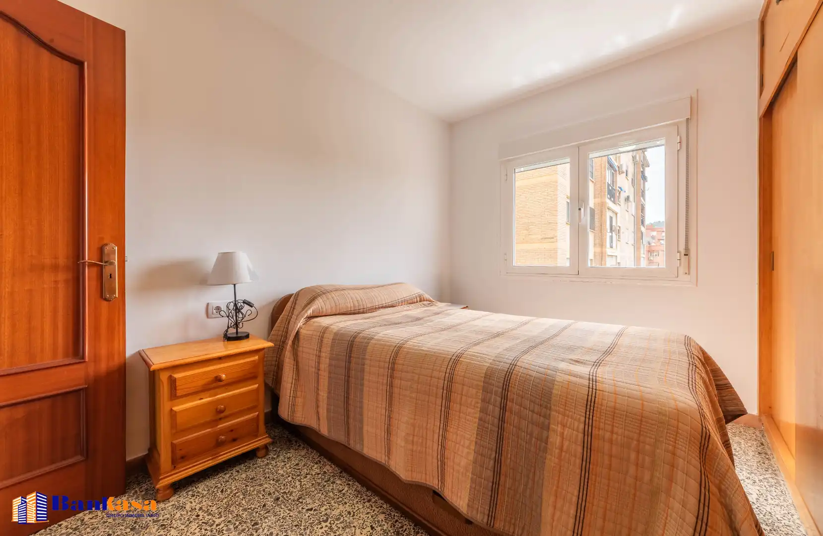 Schlafzimmer von Wohnung zum Verkauf in Málaga mit Möbliert, Ofen und Waschmaschine