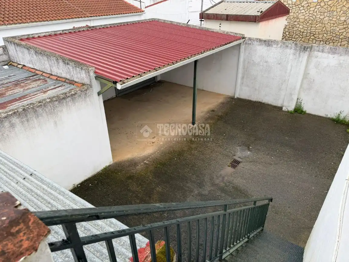 Casa adosada en venda a Casco Antiguo