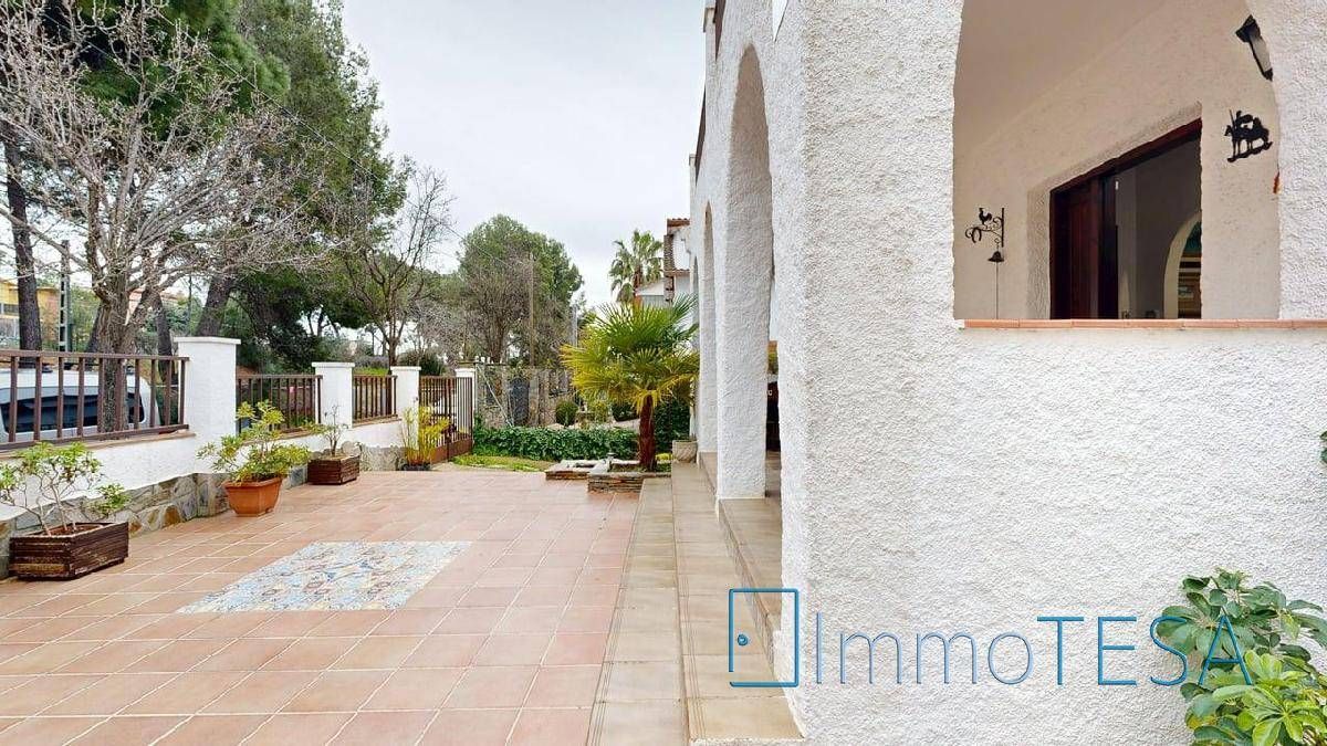 Garden of Houses for sale in Barberà del Vallès  with Private garden, Terrace and Storage room