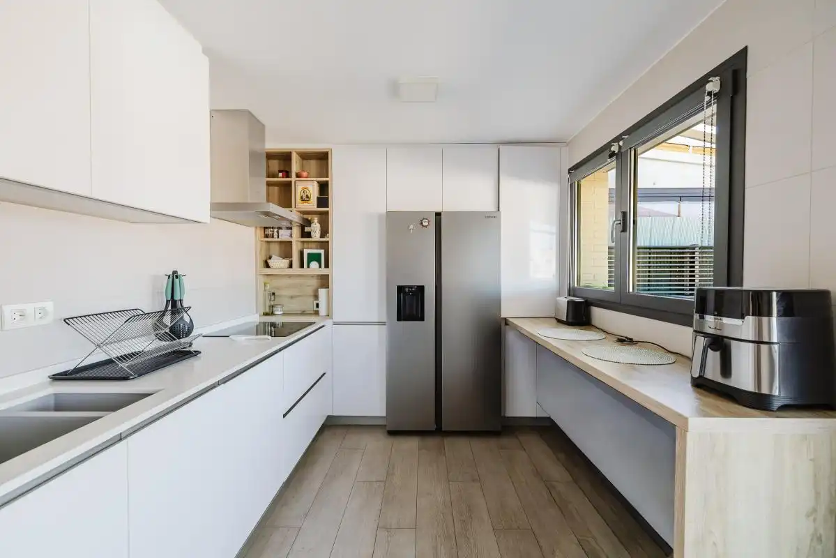 Cocina de Ático de alquiler en Málaga con Aire acondicionado, Calefacción y Jardín privado