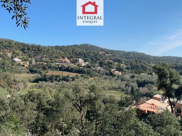 Terreny residencial en venda a Carrer de la Tramontana 33