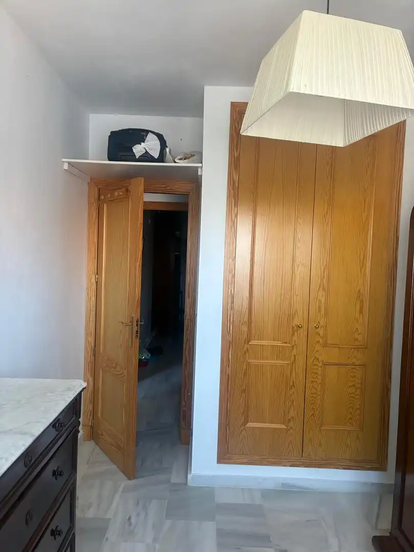Dormitori de Casa adosada en venda en Puerto Real amb Aire condicionat, Jardí privat i Terrassa
