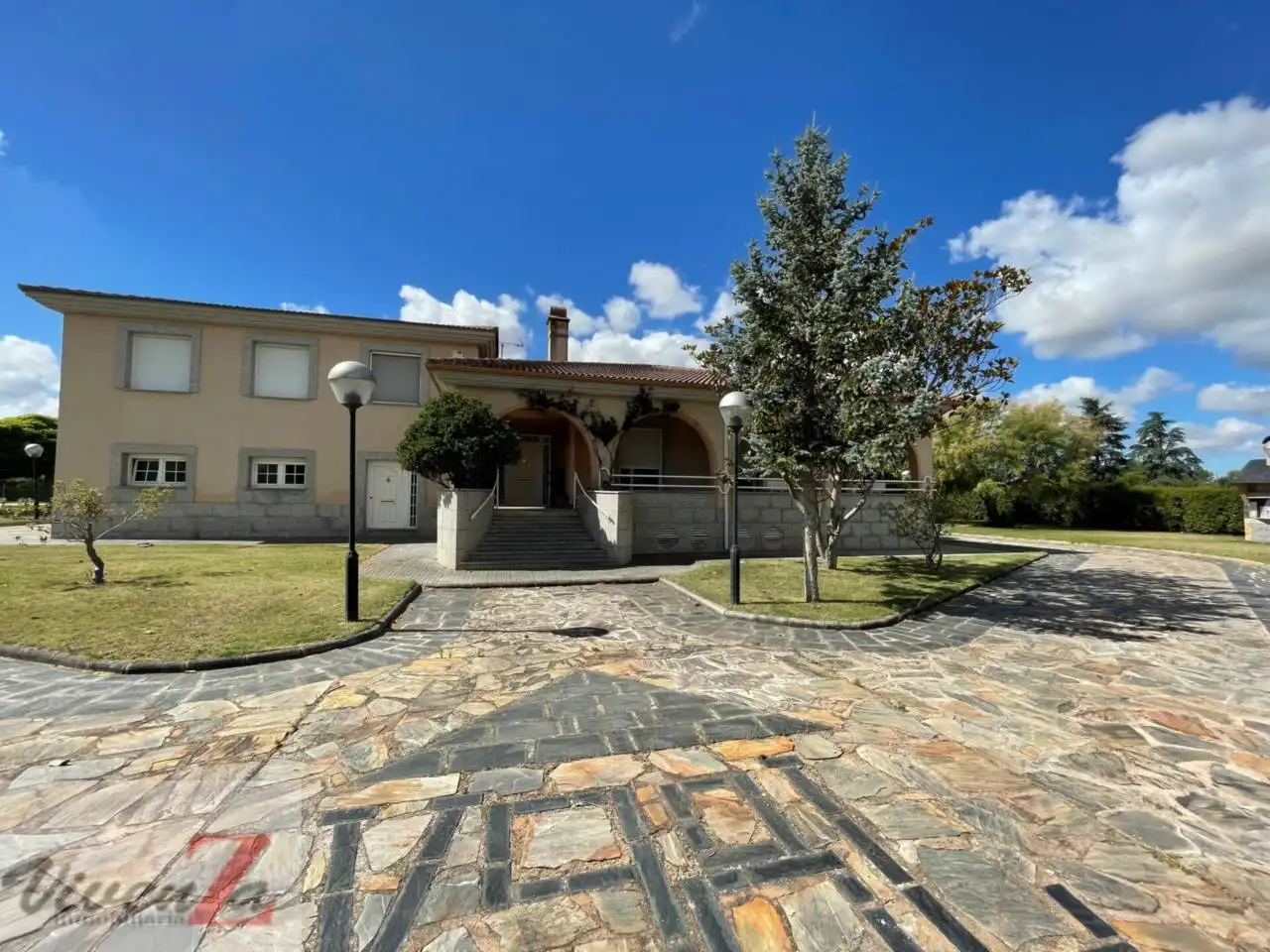 Exterior view of Houses for sale in Zamora Capital   with Air Conditioner, Heating and Terrace