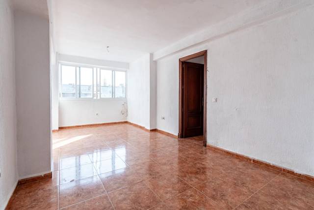 Piso en Venta en Vallesequillo