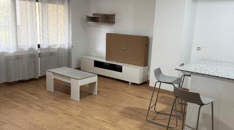 Foto 2 de Pis de lloguer a Plaza de Burgos, Capuchinos - Glorieta - Ciudad Jardín, Salamanca Capital