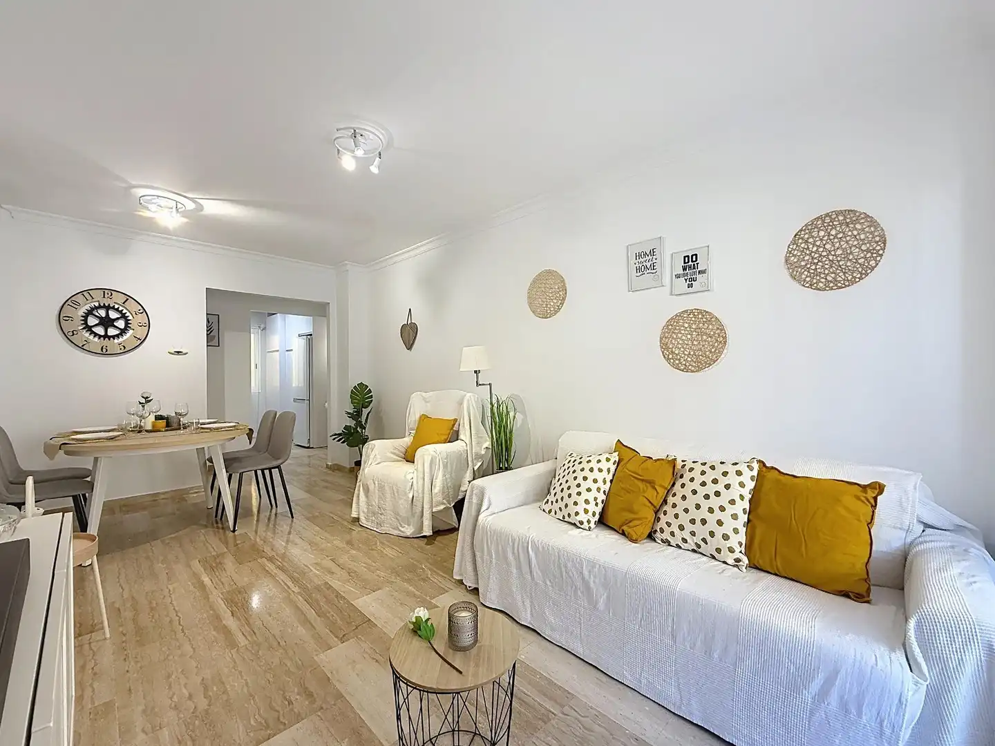 Sala d'estar de Pis en venda en Málaga amb Aire condicionat, Terrassa i Piscina comunitària