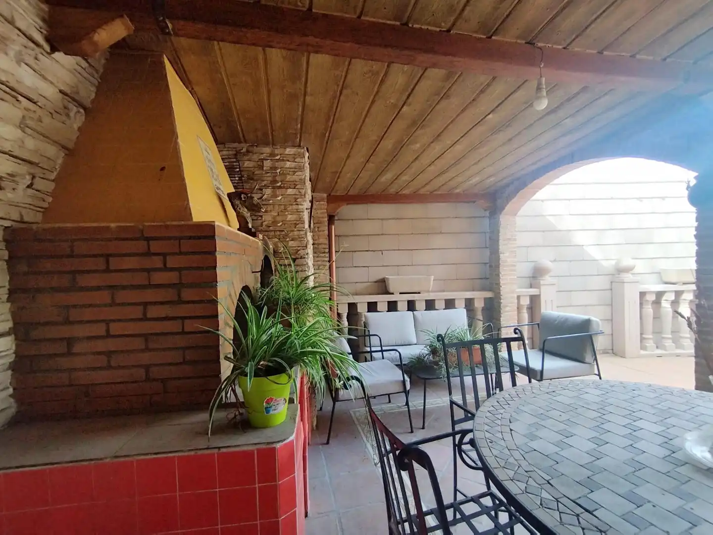 Terrassa de Casa o xalet en venda en Camarma de Esteruelas amb Calefacció i Jardí privat