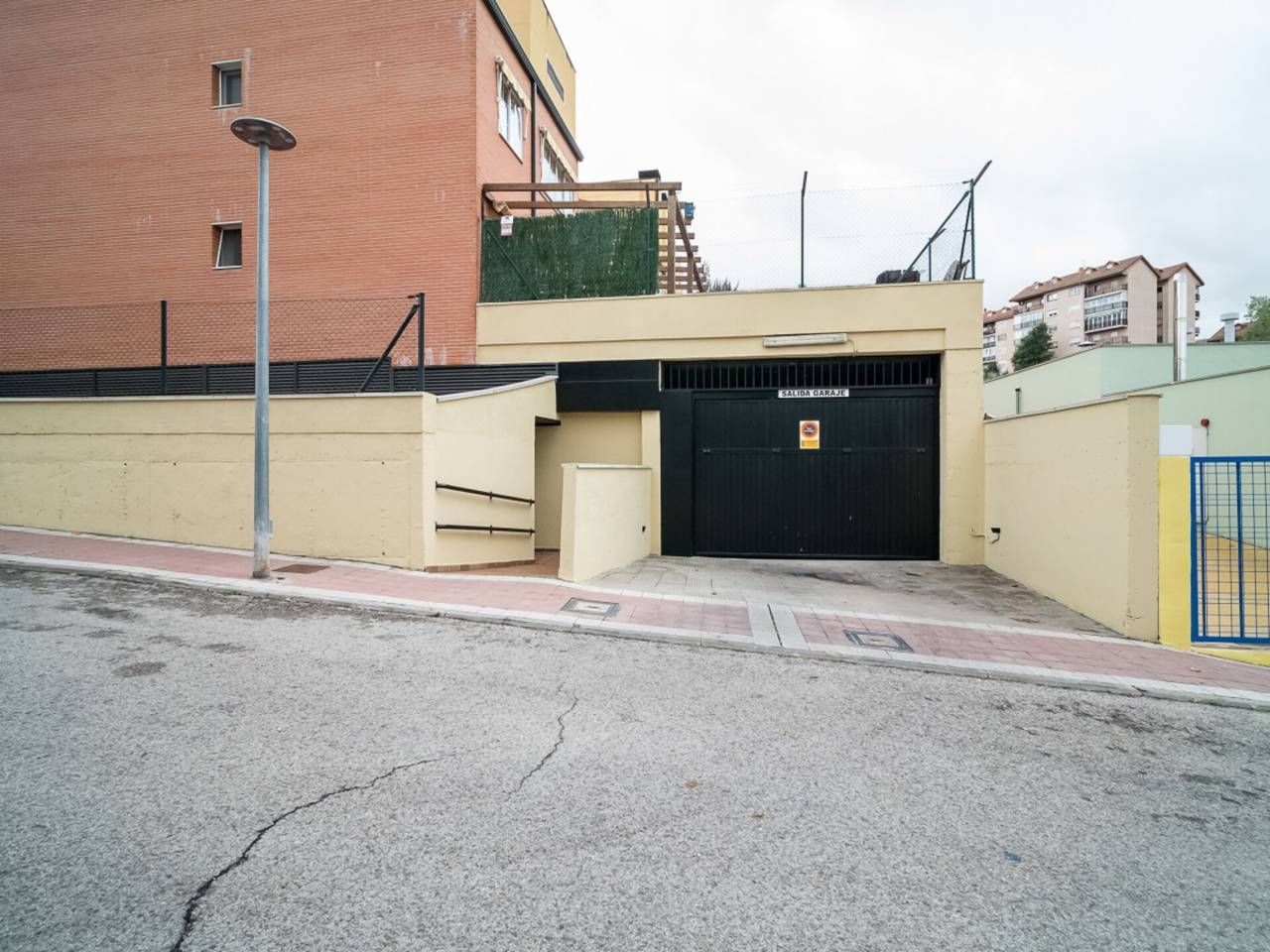 Exterior view of Garage for sale in Algete