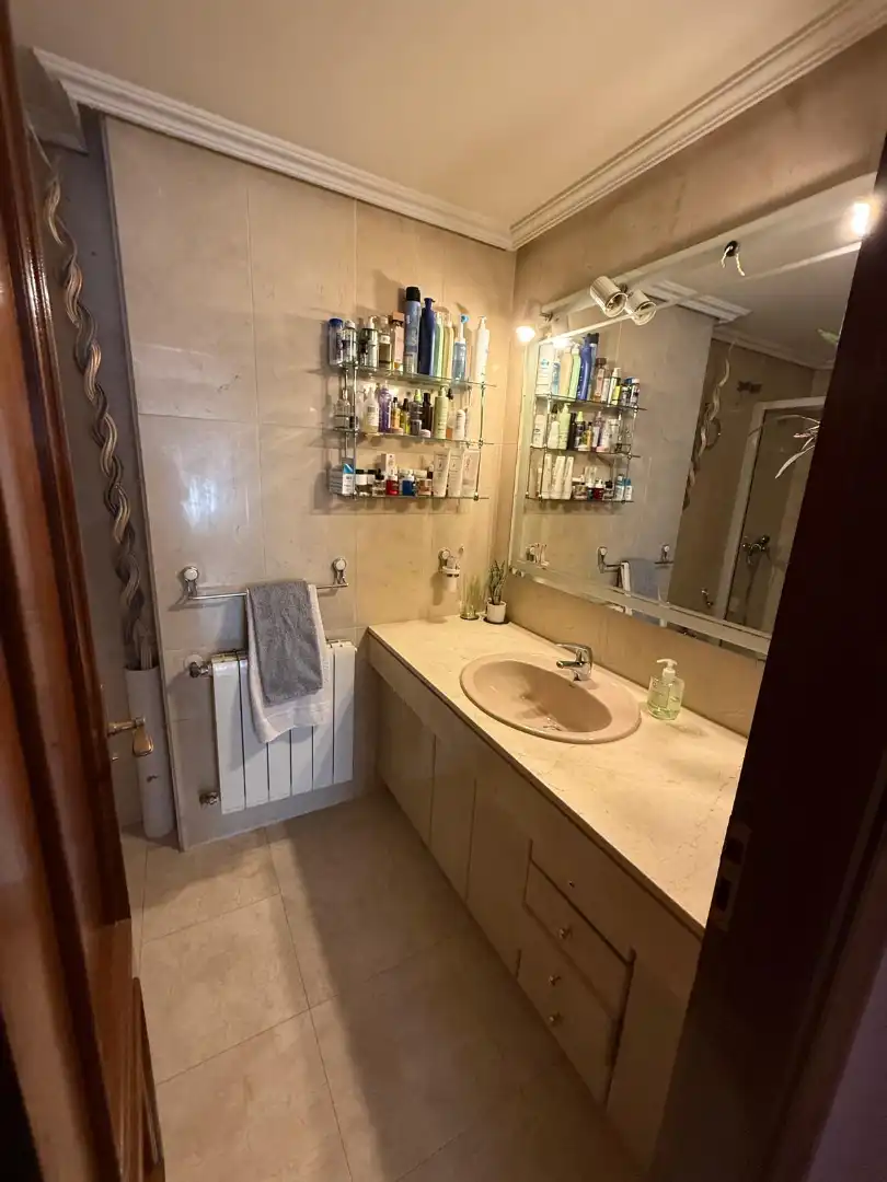 Baño de Piso en venta en Madrid con Aire acondicionado, Calefacción y Terraza