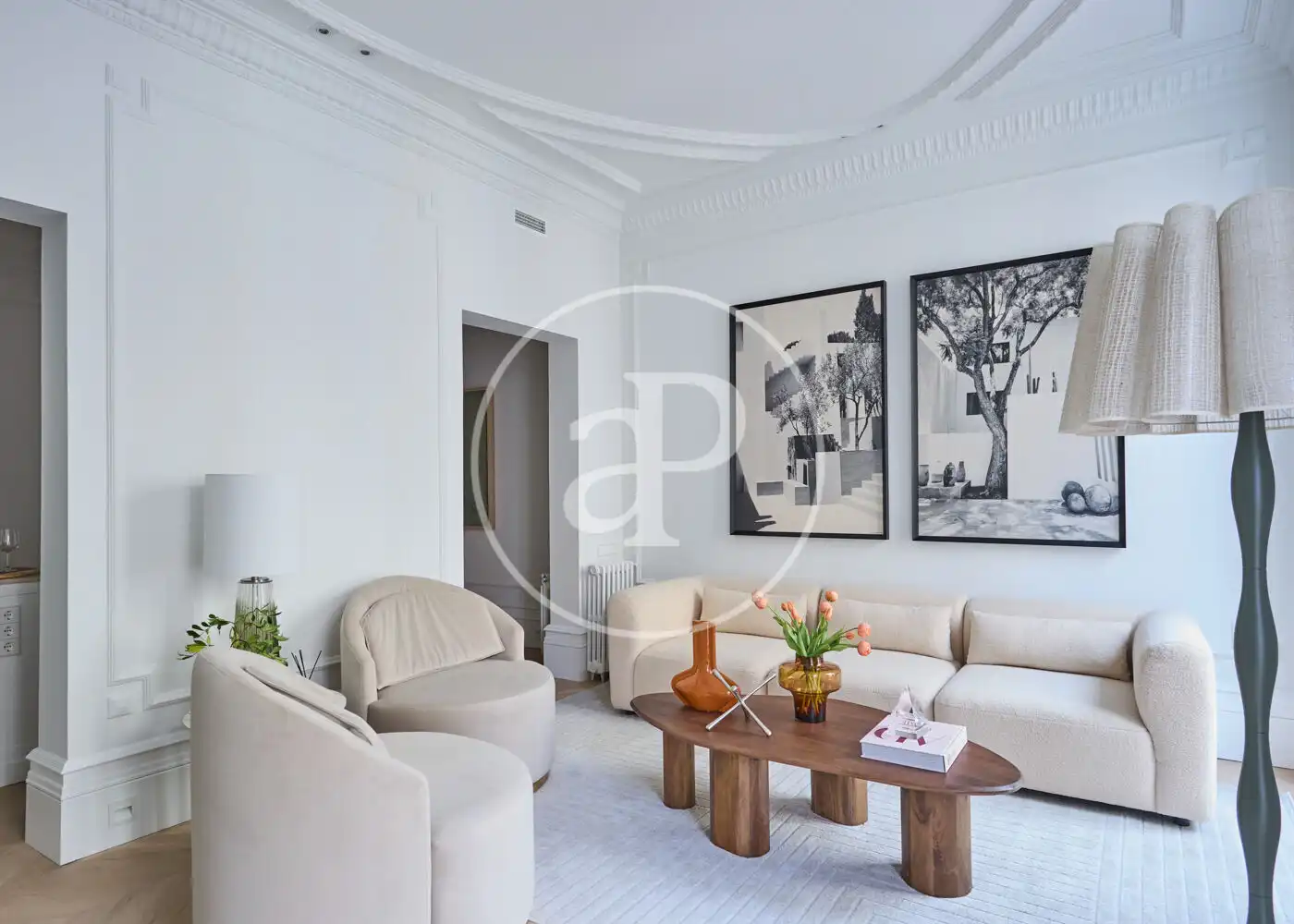 Living room of Flat for sale in Madrid  with Air Conditioner, Heating and Balcony