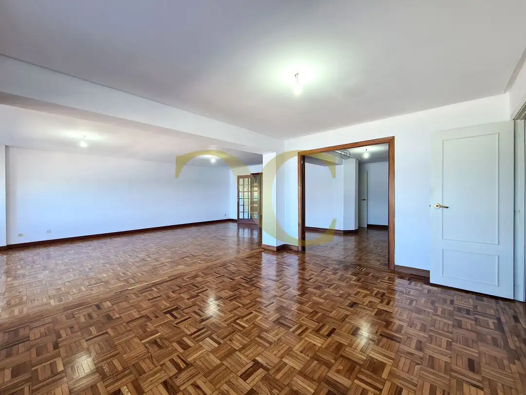 Sala d'estar de Pis en venda en Gijón  amb Calefacció i Terrassa
