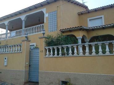 Detached house for sale in C/ Crepuscle