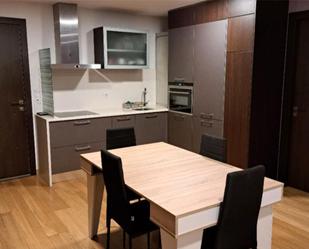 Cuina de Pis de lloguer en Barbadás amb Calefacció, Moblat i Forn