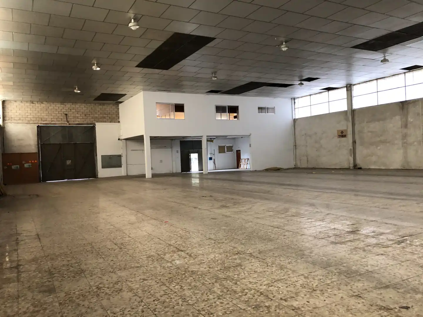 Nave industrial en alquiler en Mos, imagen 3
