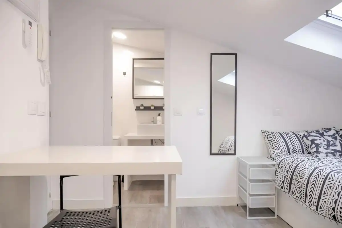 Study for rent in Opañel