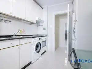 Küche von Wohnung zum Verkauf in Bilbao  mit Heizung und Balkon