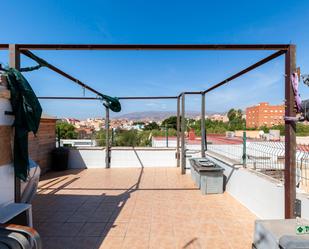 Terrassa de Casa adosada en venda en  Almería Capital amb Aire condicionat, Terrassa i Moblat