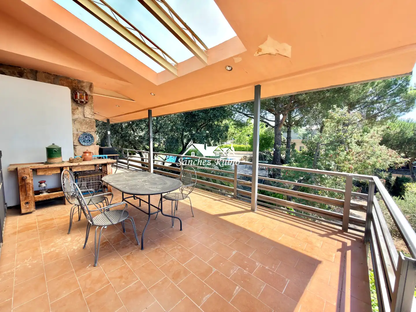 Terrassa de Casa o xalet en venda en Torrelodones amb Calefacció, Jardí privat i Parquet