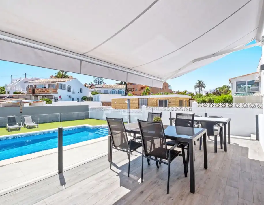 Piso con piscina en venta en El Faro de Calaburra - Chaparral, imagen 3