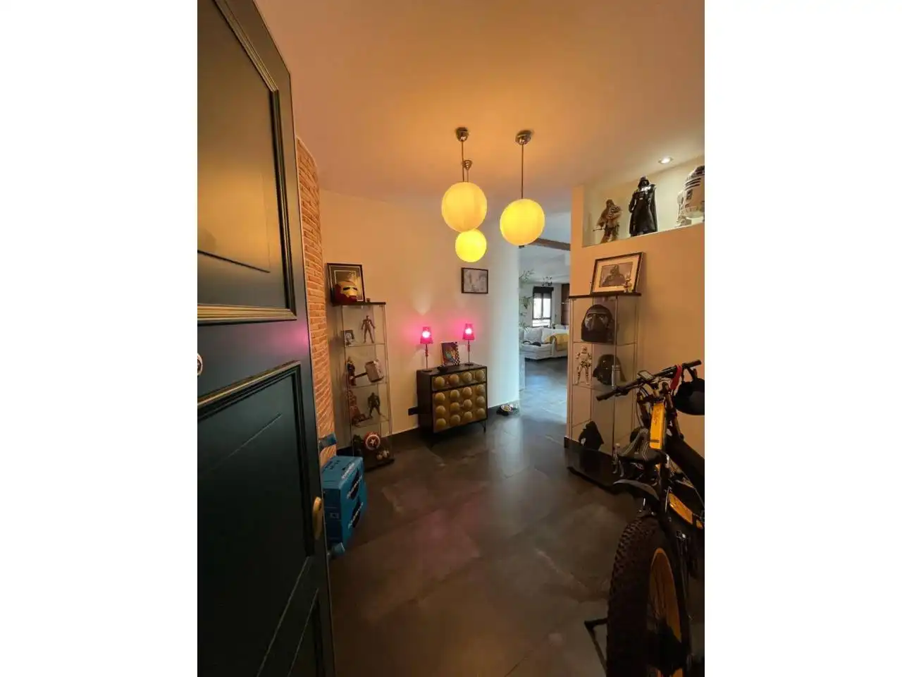 Flat for sale in Guadalajara  with Air Conditioner, Heating and Storage room