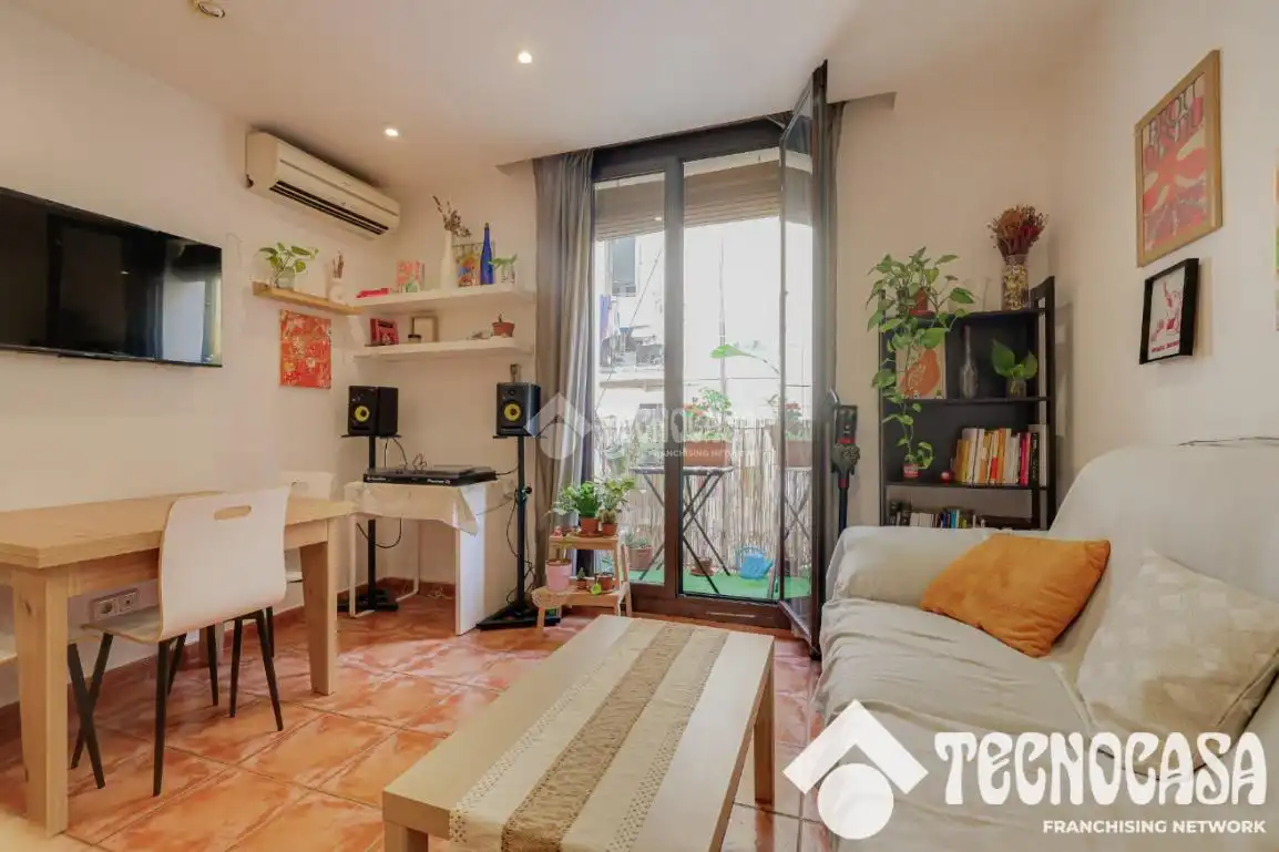 Appartamento con balcone in vendita a Ciutat Vella, imagen 2