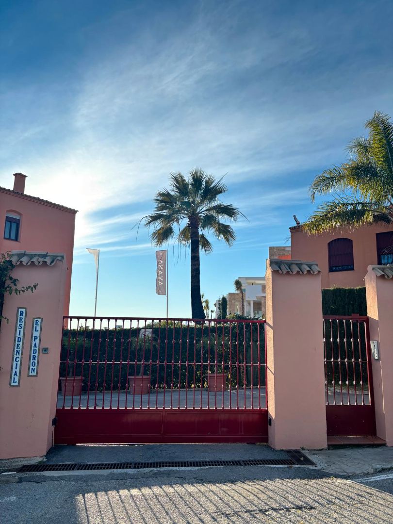 Exterior view of Flat to rent in Estepona