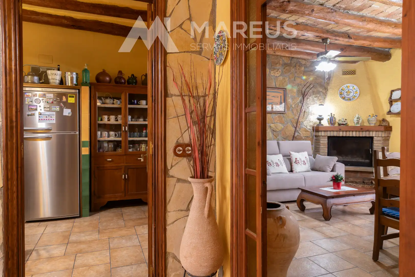 Casa adosada en venta en Torrelavit con Calefacción