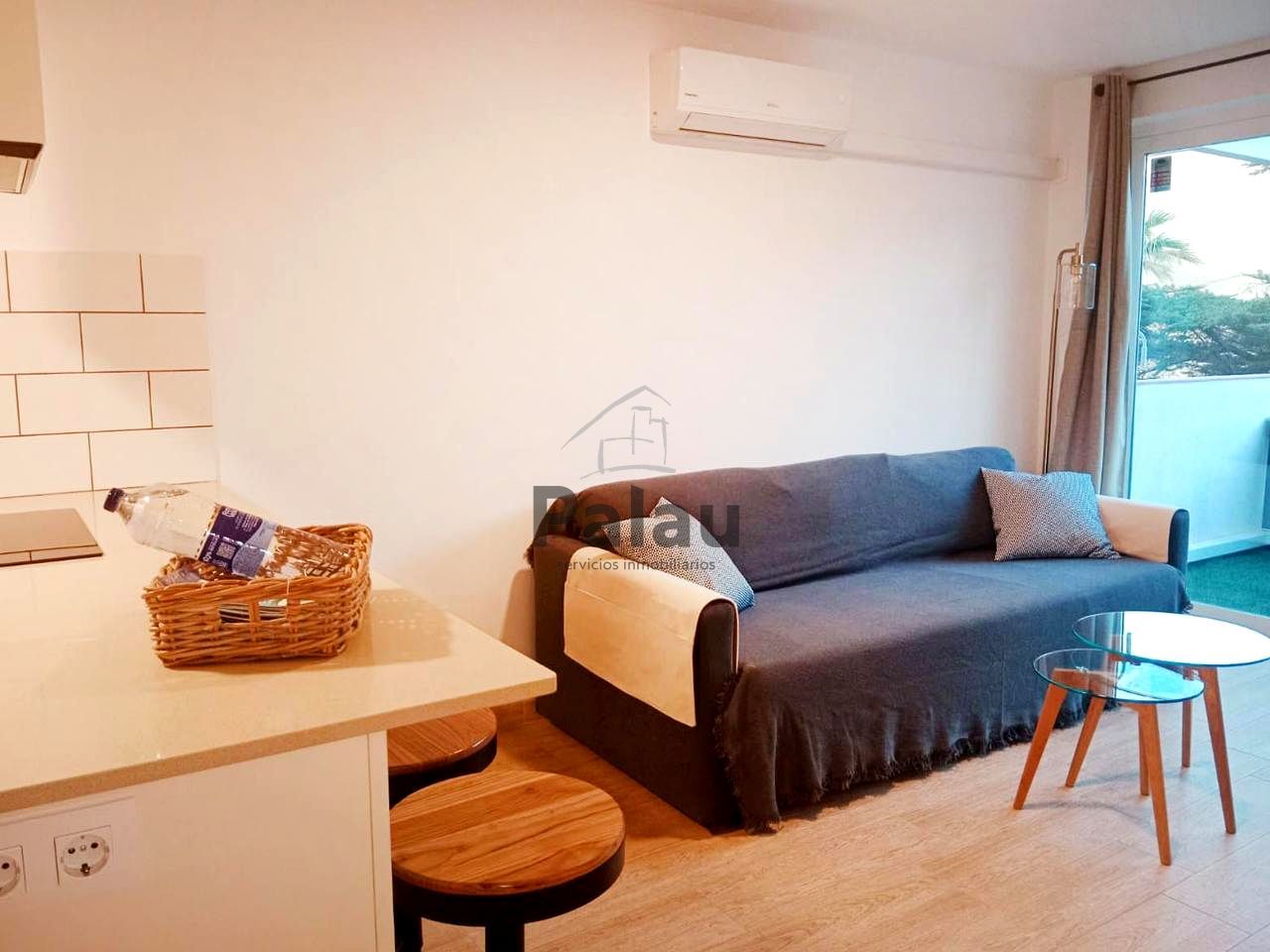 Living room of Apartment for sale in Ciutadella de Menorca  with Air Conditioner, Terrace and Furnished