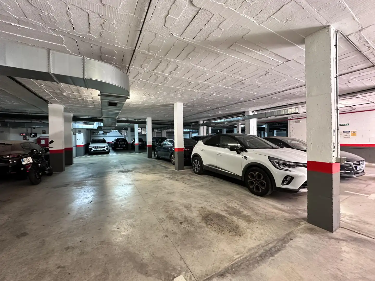 Garage zur Miete in Avenida Gamonal, Parque de la Paloma