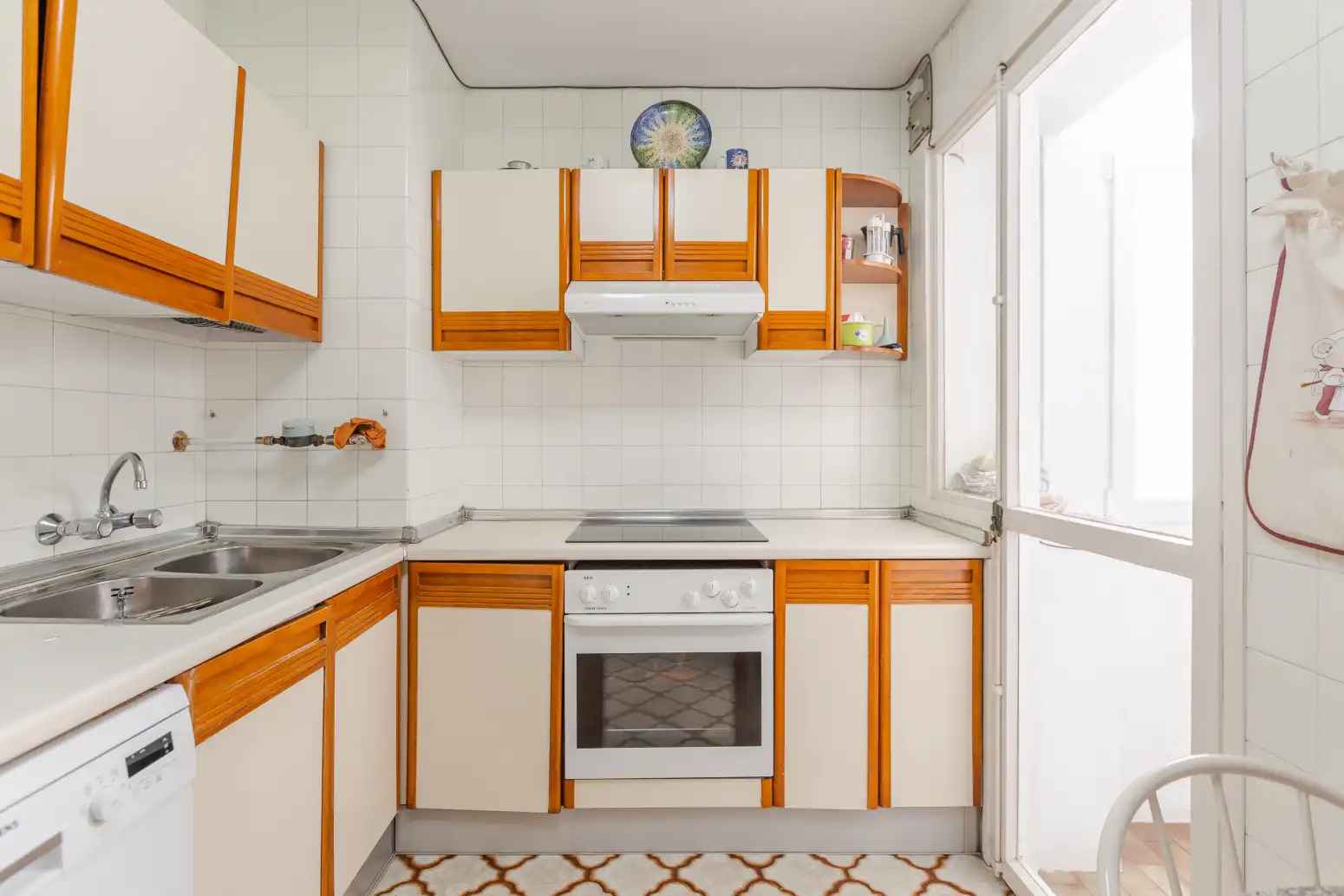 Cocina de Piso en venta en  Pamplona / Iruña con Calefacción, Parquet y Terraza