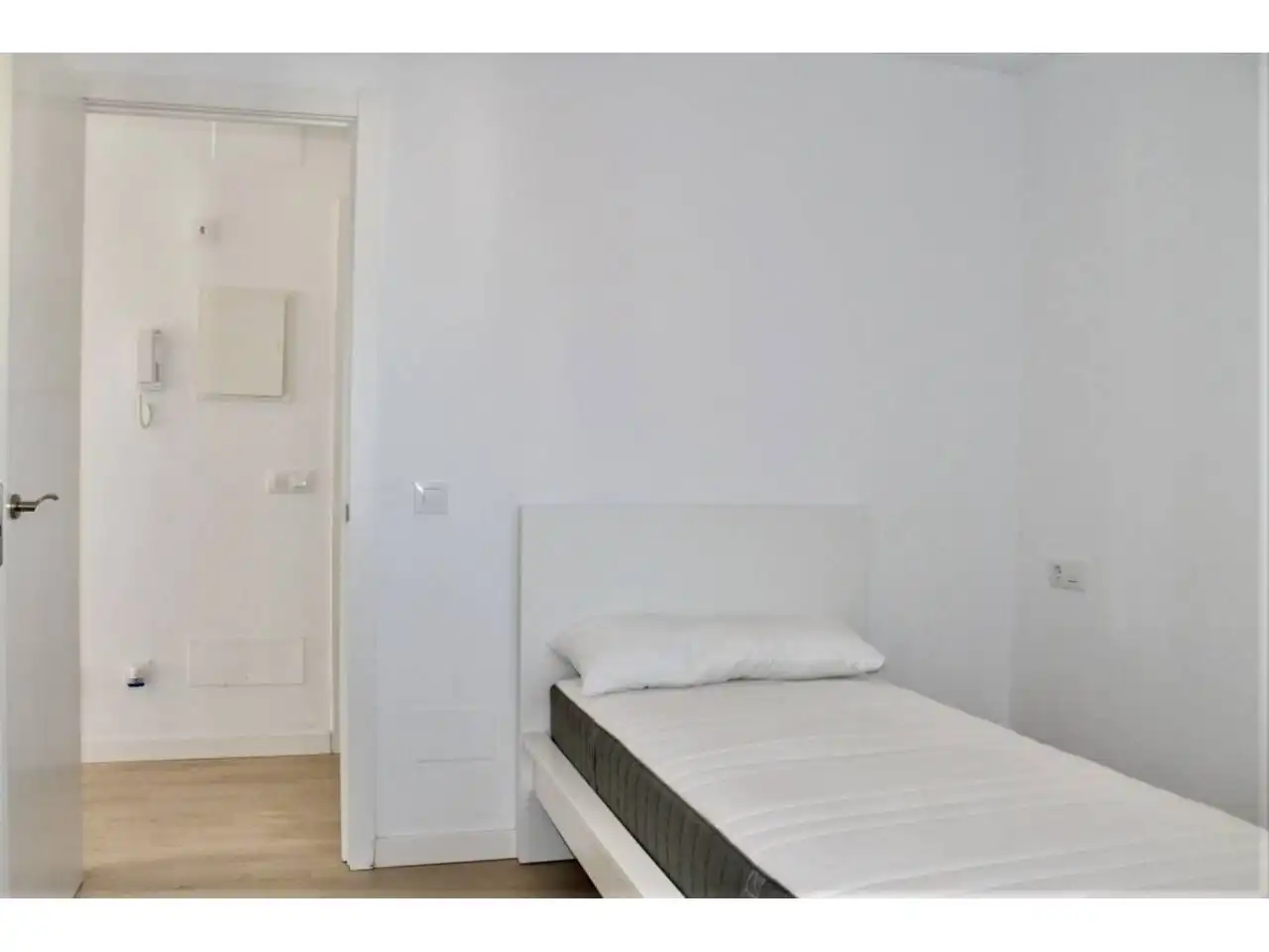 Schlafzimmer von Wohnung zur Miete in  Palma de Mallorca mit Klimaanlage, Heizung und Parkett