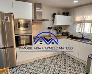 Kitchen of Duplex for sale in Sanlúcar de Barrameda  with Air Conditioner, Heating and Storage room