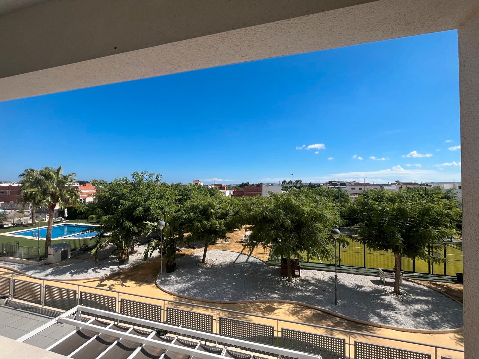 Terrasse von Wohnung miete in Daya Nueva mit Klimaanlage, Heizung und Abstellraum